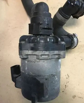 BMW 7 F01 F02 F03 F04 Electric auxiliary coolant/water pump 11517566335 7566335 17227575390