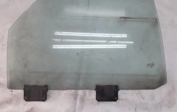 Ford Scorpio Rear door window glass