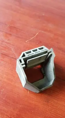 BMW 1 E82 E88 Radiator mount bracket 7807186