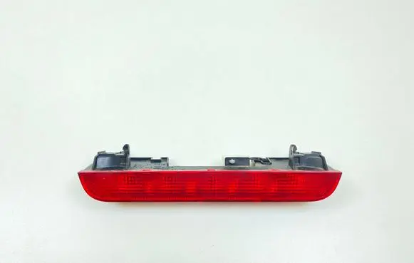 Nissan X-Trail T30 Third/center stoplight S3E13020708