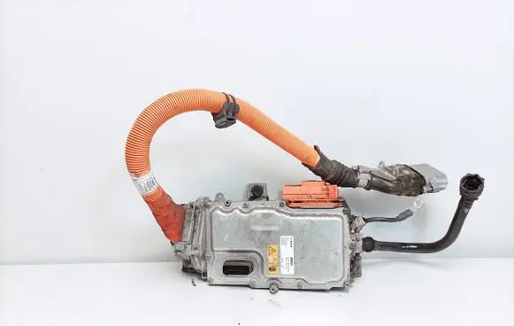 BMW i8 Voltage converter inverter 8662297 9489808