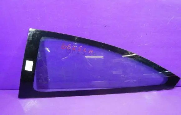 Ford Focus C-MAX Rear side window