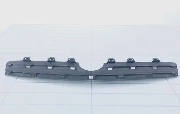 Opel Insignia A Front bumper upper radiator grill 903200054