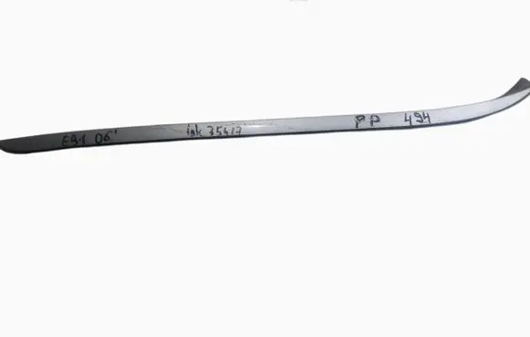 BMW 3 E90 E91 Front door windshield rail 