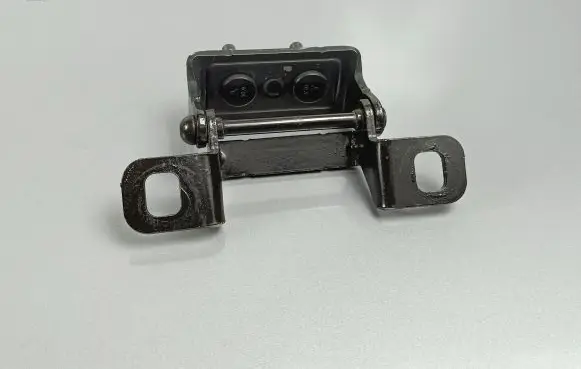 Jeep Cherokee Tailgate/trunk/boot hinge