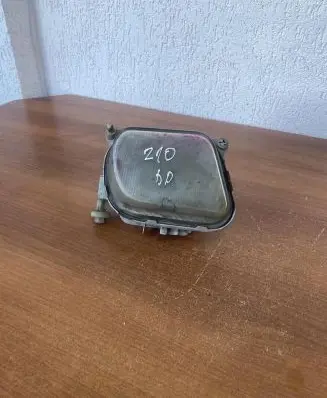Mercedes-Benz E W210 Front fog light 1305233161 E333