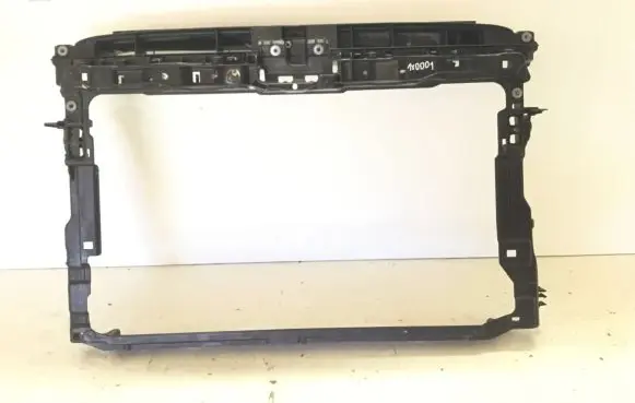Volkswagen Golf VII Top upper radiator support slam panel