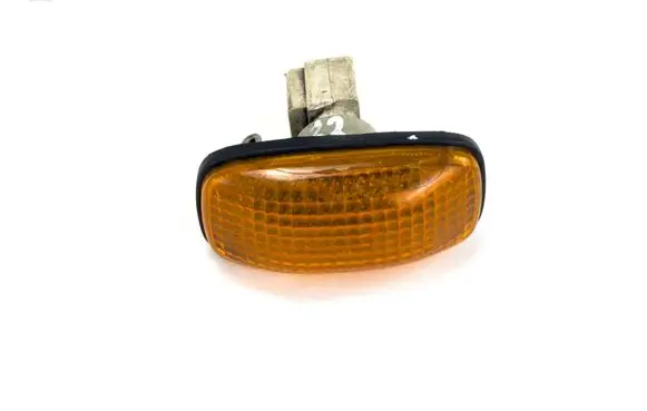 Nissan Primera Front fender indicator light 261602F000 236521 236525