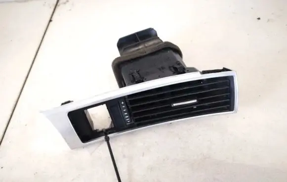 Audi A6 S6 C6 4F Dash center air vent grill 4f2820902d
