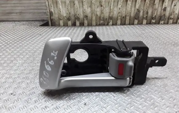 Hyundai Santa Fe Rear door interior handle C60731J4S4