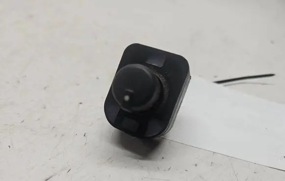 Audi Q7 4L Wing mirror switch 8E0959565A