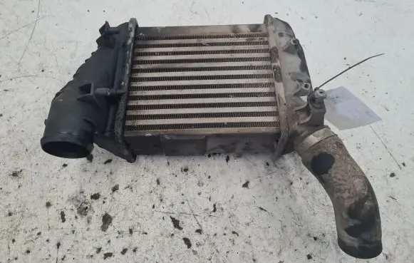 Audi A4 S4 B6 8E 8H Intercooler radiator 8E0145806C