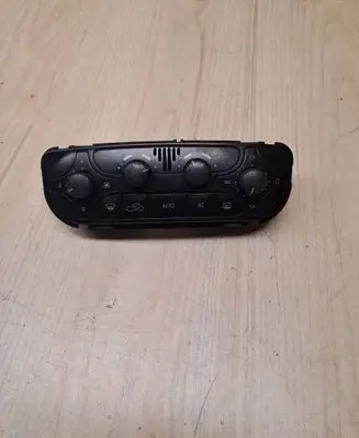 Mercedes-Benz C W203 Climate control unit A2038300785 9140010479
