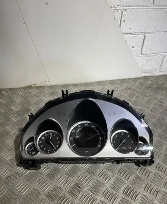 Mercedes-Benz E W212 Speedometer (instrument cluster) A2129006003