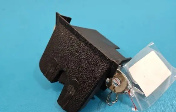 Volkswagen Golf VII Tailgate/trunk/boot lock/catch/latch 5G0827505A IMPRK1586815