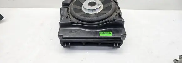 BMW 5 GT F07 Subwoofer speaker 9224876 561220100E 922487602
