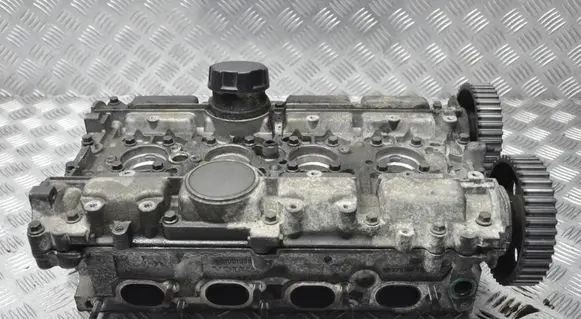 Volvo S40, V40 Engine head 1001005