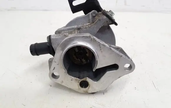 Renault Kangoo II Vacuum pump 146505272R 705641000