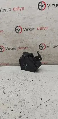 Glow plug pre-heat relay
