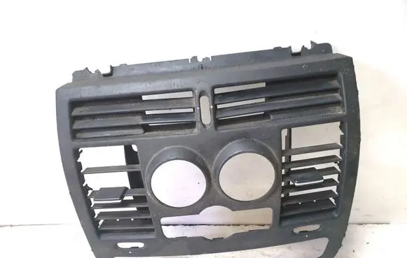 Mercedes-Benz Vito Viano W639 Dash center air vent grill A6396800007