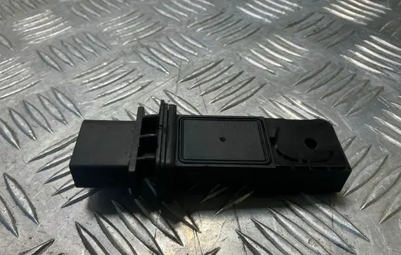 Mercedes-Benz E W211 Mass air flow meter A6420940148