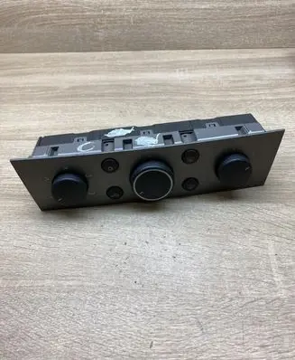 Opel Vectra C Climate control unit 74670703