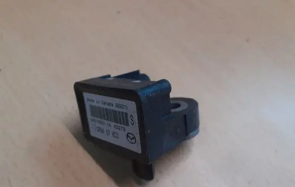 Mazda CX-7 Airbag deployment crash/impact sensor GP9A57KC0
