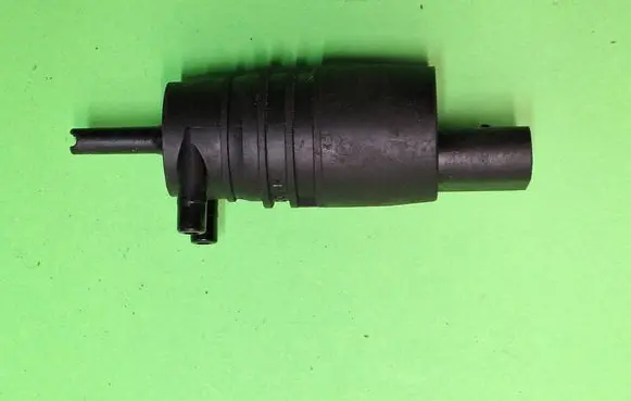 Skoda Octavia Mk1 (1U) Headlight wiper motor 