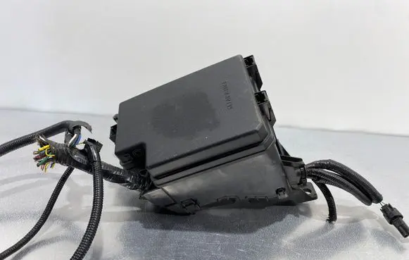Toyota RAV 4 (XA40) Fuse box set 8266242550