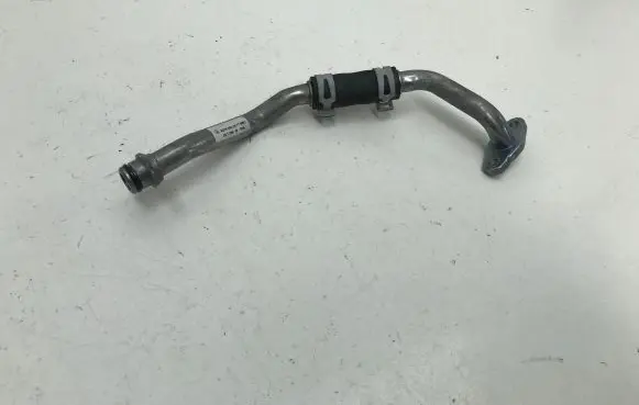 Mercedes-Benz GLC AMG Turbo turbocharger oiling pipe/hose A2760900577
