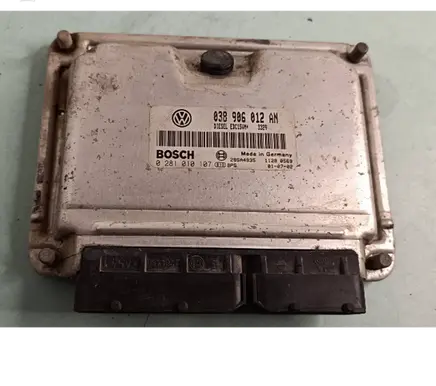 Skoda Fabia Mk1 (6Y) Engine control unit/module 038906012AN 28SA4935 0281010107