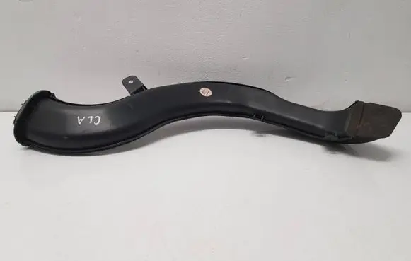 Mercedes-Benz CLA C117 X117 W117 Air intake duct part A2468320090