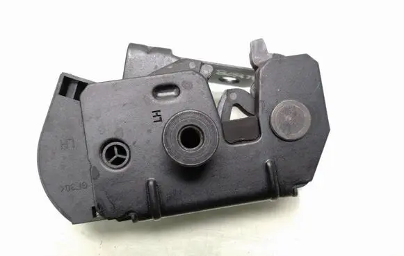 Volvo XC90 Tailgate lock latch 31299220