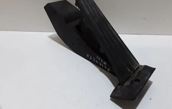 BMW X3 E83 Accelerator throttle pedal