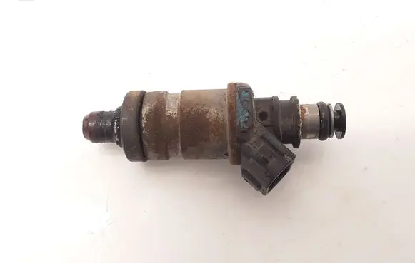 Fuel injector