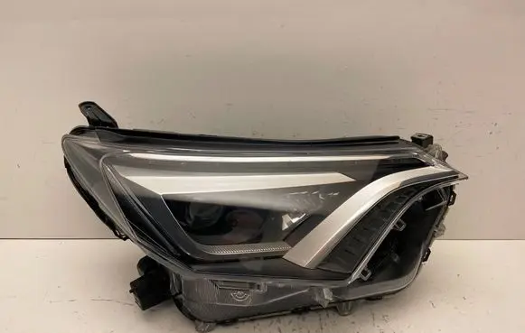 Toyota RAV 4 (XA40) Headlight/headlamp W3049