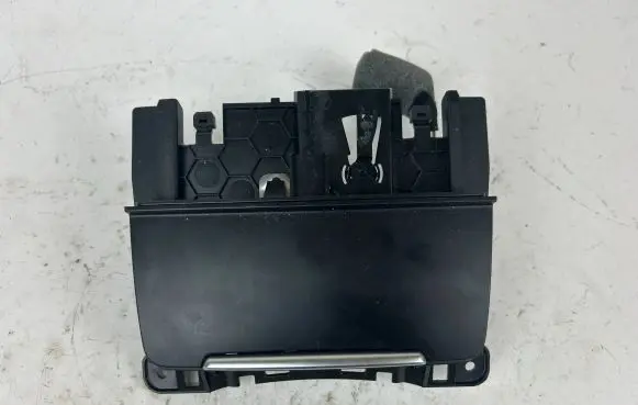 Ashtray (front)