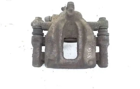 Honda CR-V Rear brake caliper