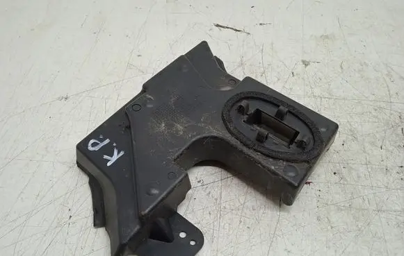 Volvo V70 Other engine bay part 6G9N022B19