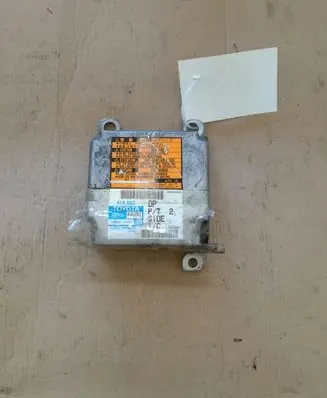Toyota Avensis Verso Airbag control unit/module 8917044050