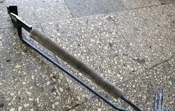 Mercedes-Benz CLS C219 Power steering radiator 5000372