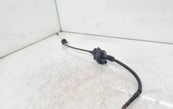 Audi A4 S4 B5 8D Throttle cable 8D1723555Q