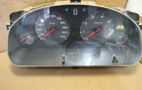 Subaru Legacy Speedometer (instrument cluster) NSL320L 0213014 1204680710146
