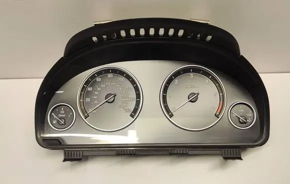 BMW 5 F10 F11 Speedometer (instrument cluster) 9280485 2232270