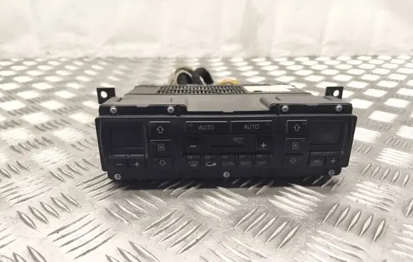 Audi A8 S8 D2 4D Climate control unit 4D0820043A 5HB00715500 D024500