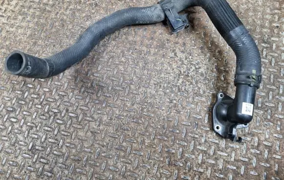 Mazda CX-5 Engine coolant pipe/hose SH0115172