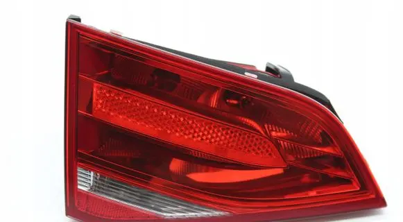 Audi A4 S4 B8 8K Tailgate rear/tail lights 105KM