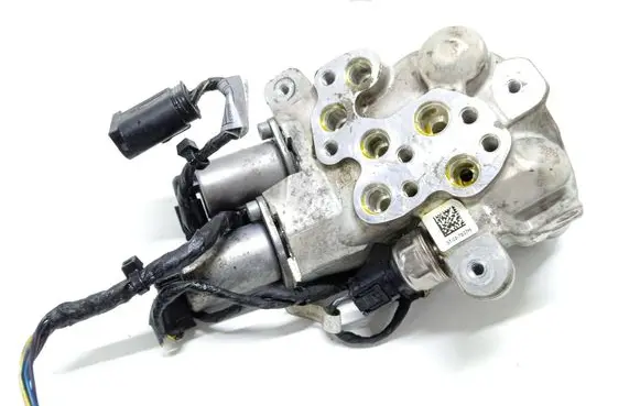 BMW 7 F01 F02 F03 F04 Active stabilizer control/valve assembly 37087537H
