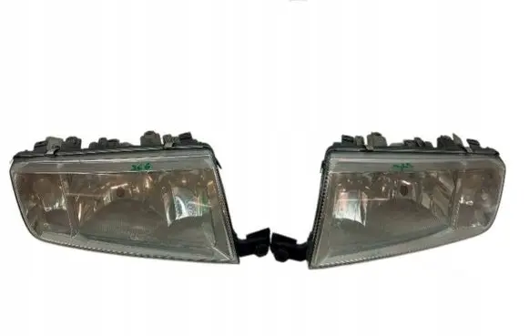 Skoda Fabia Mk1 (6Y) Headlights/headlamps set 