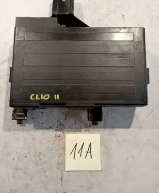 Renault Clio II CD/DVD changer 8200002589